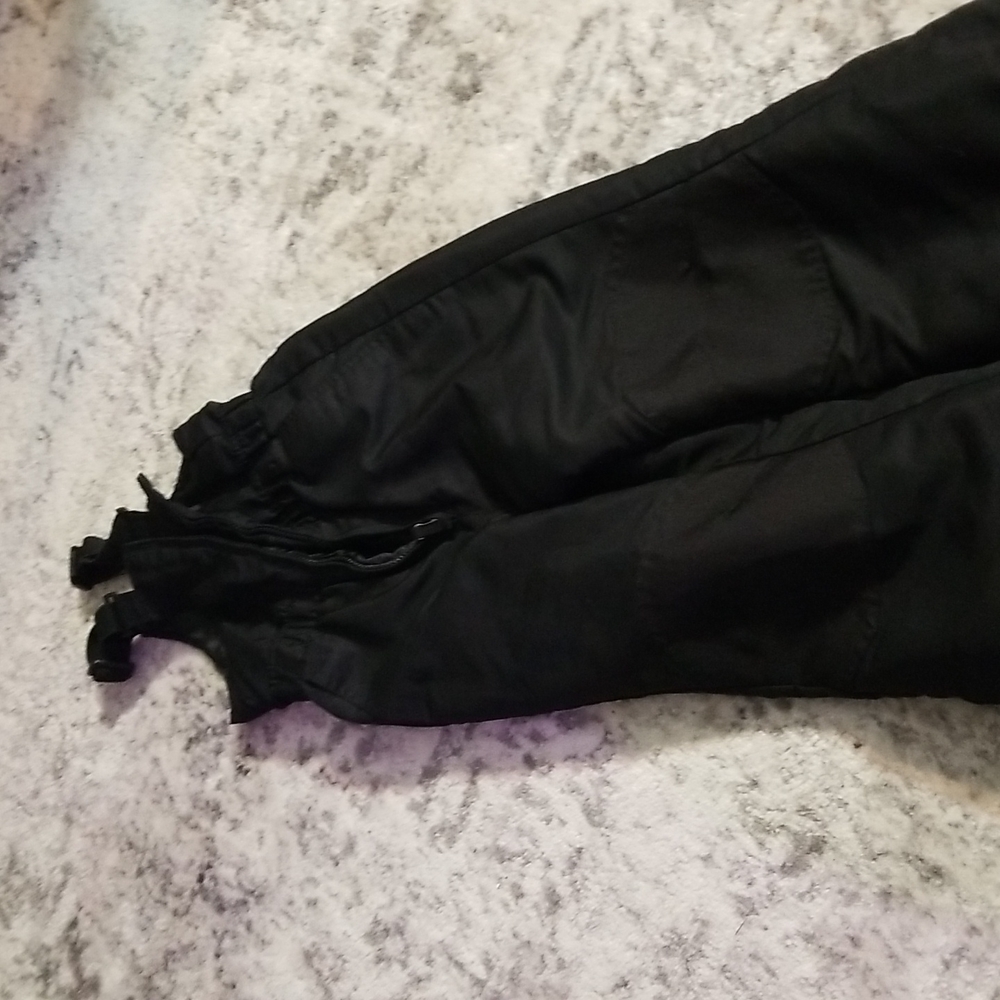 4-5 Back snowpants